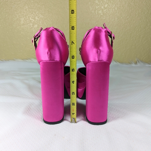 Hot Pink Mary Jane Barbie Core Platform Heels Rhinestone Accents Size 38 - Picture 3 of 8